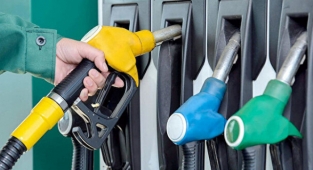 Son Dakika: Akaryakıt zamları iptal edildi