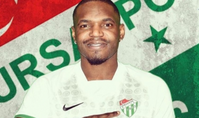 Thievy Bifouma: "Bursaspor her zaman büyük bir kulüptür"