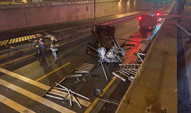 Yoldan çıkan ticari araç alt geçide düştü: 4 yaralı