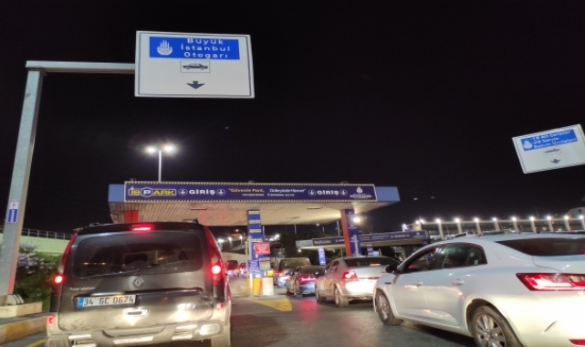15 Temmuz Demokrasi Otogarı'nda bayram hareketliliği