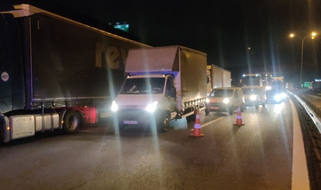 Anadolu Otoyolu'ndaki zincirleme trafik kazası ulaşımı aksattı