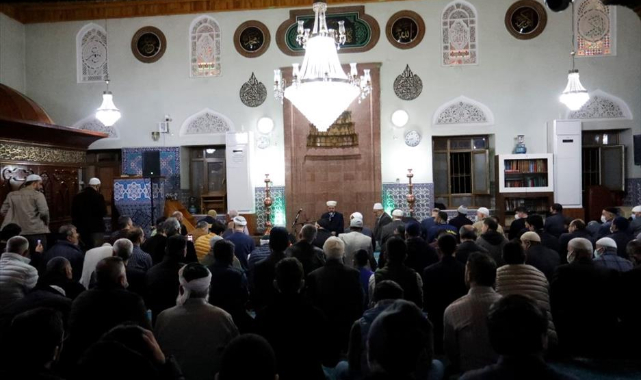 Ayasofya Camii İmam Hatibi Muştuer, İnegöl’de Teravih Kıldırdı