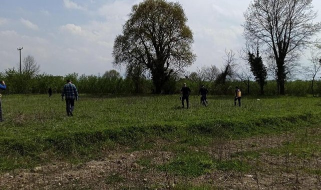 Babasının mezarını ziyarete giderken vuruldu