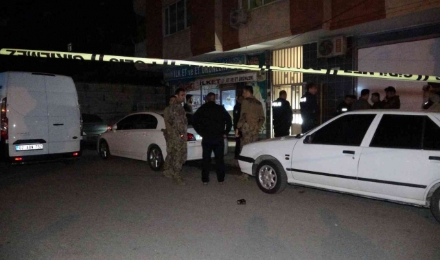 Beylik tabancasıyla intihara kalkıştı
