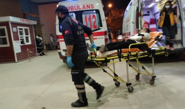 Bursa'da iki grup arasında çıkan kavgada 1 kişi bıçakla yaralandı
