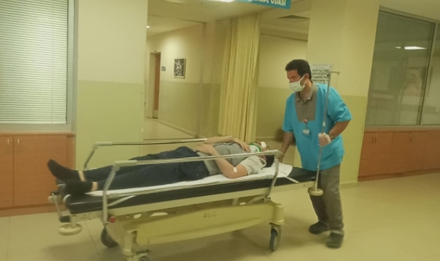 Bursa'da otomobille çarpışan motosikletin sürücüsü yaralandı