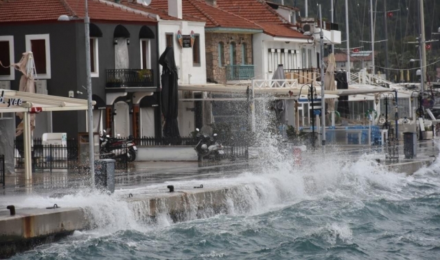Ege Denizi'nde fırtına bekleniyor
