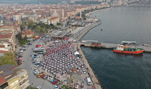 Gemlik’te denize nazır iftar