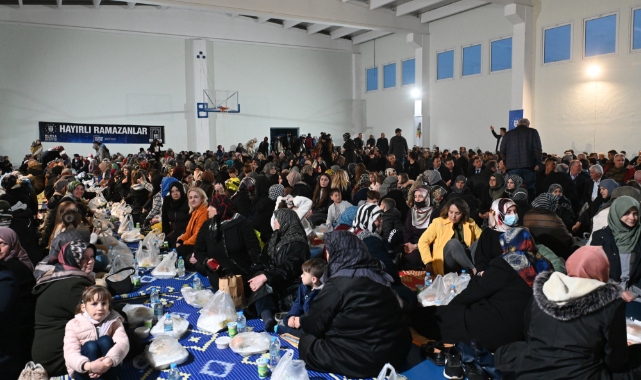İftar sofraları Balkanlar'da kuruldu