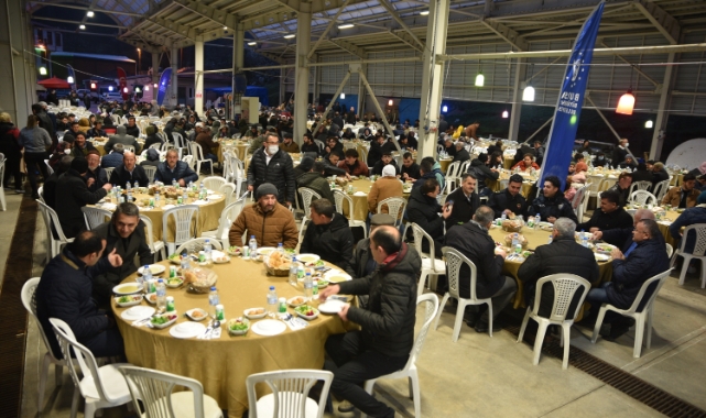 İftar sofraları Büyükorhan’da kuruldu