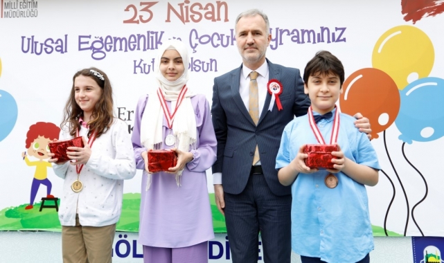 İnegöl'de 23 Nisan coşkusu