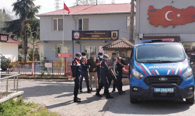 İnşaattan 150 bin TL'lik kablo çalan hırsızlar tutuklandı