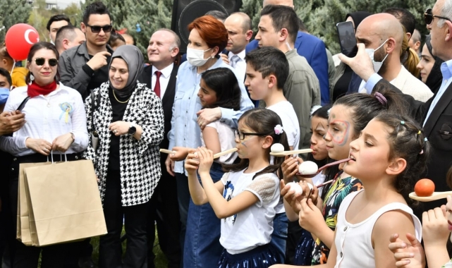 İYİ Parti Genel Başkanı Akşener, çocuk şenliğine katıldı