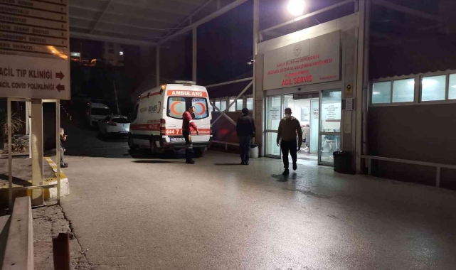 İzmir'de bıçaklanan genç öldü