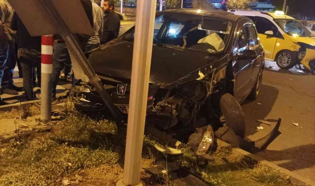 Kafa kafaya çarpıştılar