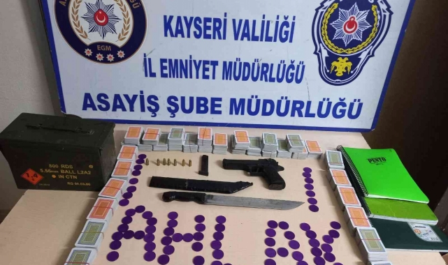 Kayseri'de kumar oynayan 23 kişiye 41 bin 837 TL para cezası