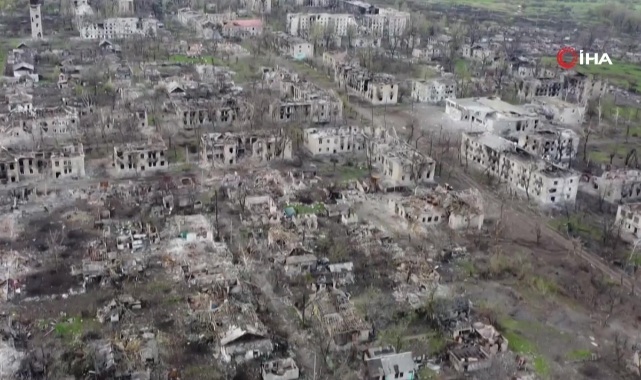 Luhansk bölgesindeki Novotoshkivka köyü harabeye döndü