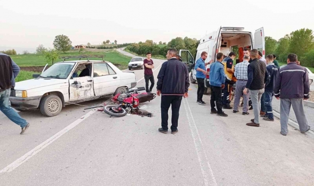 Motosikletli genç ölümden döndü