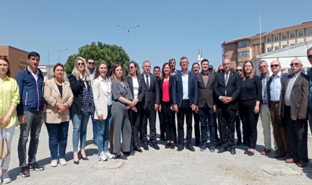 Özgür Özel, Kavala'yı cezaevinde ziyaret etti