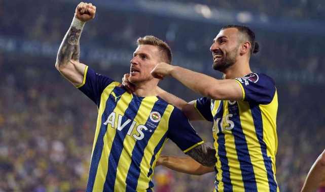 Spor Toto Süper Lig: Fenerbahçe: 2 - Göztepe: 0