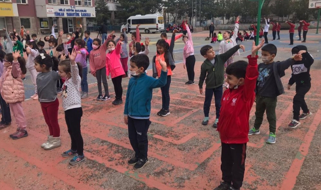 Yaklaşık 18 milyon öğrenci için ara tatil bugün başlıyor