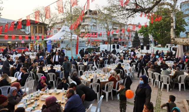 Yenişehirliler iftarda buluştu