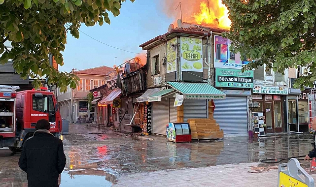 15 iş yeri alevlere teslim