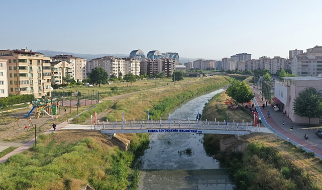 Ayvalıdere’ye estetik yaya köprüleri