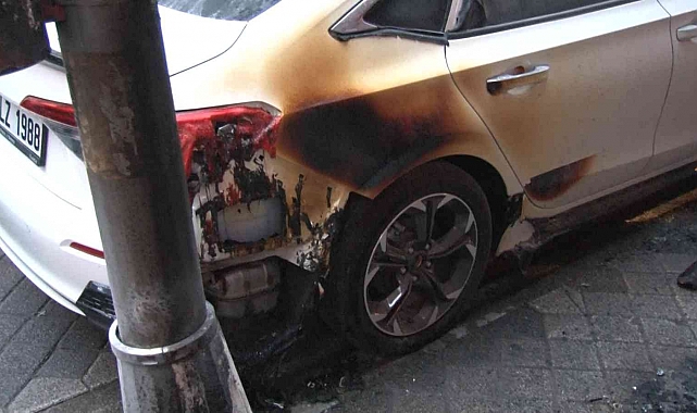 Kadıköy'de 2 farklı noktada kundaklama yapan şüpheli yakalandı