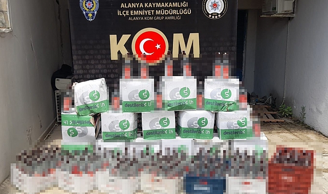 Kapalı otelin gizli bölmesinde sahte alkol ele geçirildi