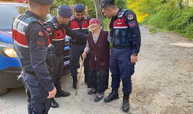 Kayıp kadın ormanda bulundu