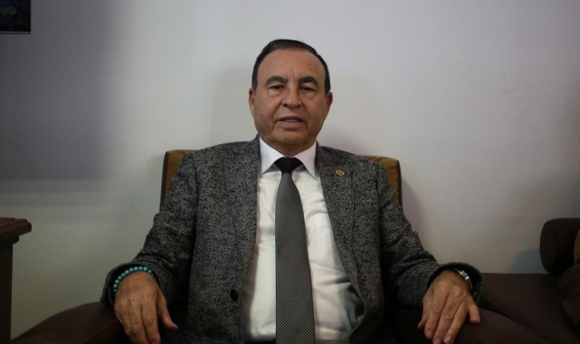 Kemal Demirel hayatını kaybetti