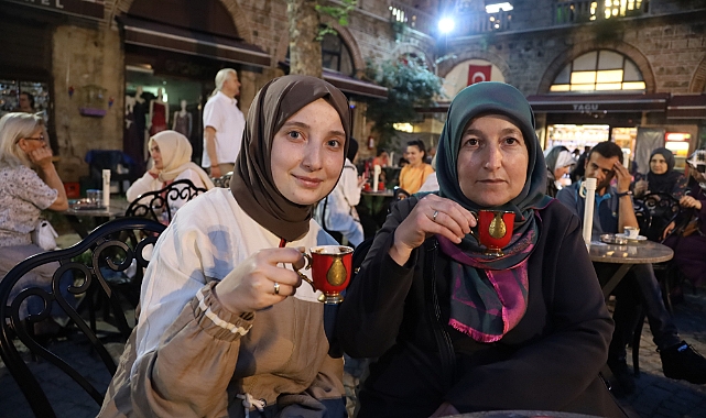 Koza Han’da kahvenin hatırı 40 yılı da aştı