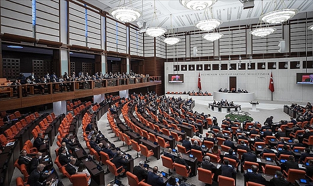 Meclis, kadına ve sağlık çalışanlarına yönelik şiddetin önlenmesine ilişkin kanun teklifi için mesai yapacak