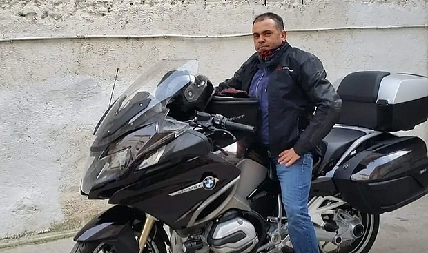 Motosiklet tutkunu mühendis kazada yaşamını yitirdi
