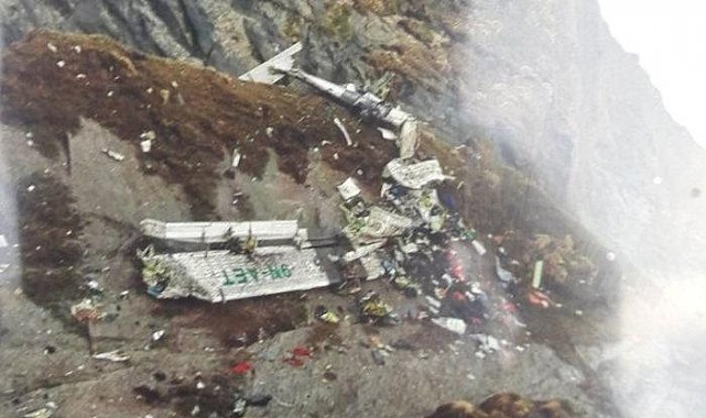 Nepal’de uçak kazası! Düşen uçağın enkazından ilk fotoğraf