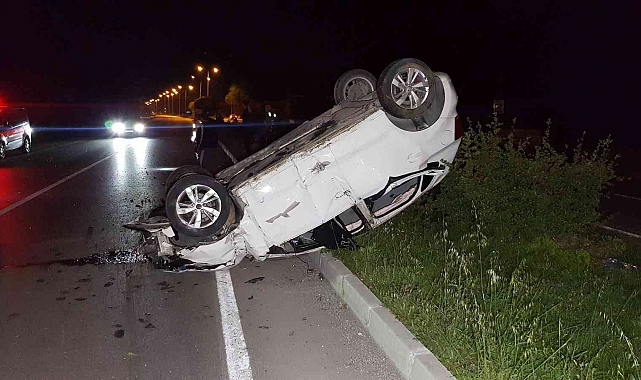 Otomobil takla attı: 3'ü ağır 4 yaralı