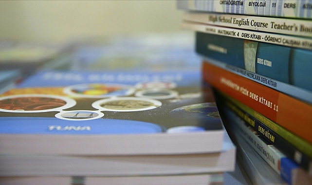 Yeni öğretim yılında yardımcı kaynaklar öğrencilerin sıralarında olacak