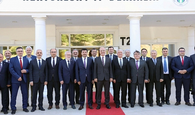 YÖK Başkanı Özvar, SUBÜ'yü ziyaretinde konuştu