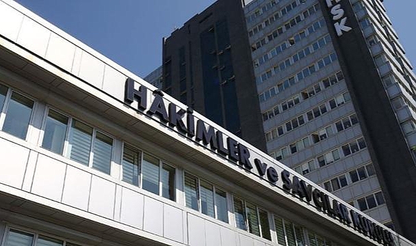 33 ilin başsavcısı değişti