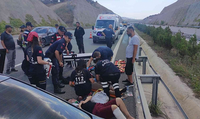 Alkollü sürücü otomobiliyle kamyona arkadan çarptı: 2'si ağır 4 yaralı