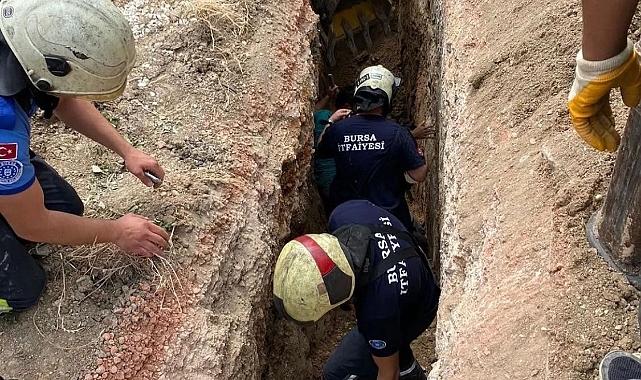 Bursa'da göçük altında can pazarı