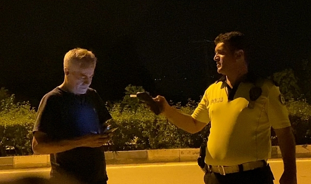 "Dur bir polis arkadaşı arayacağım" diyen alkollü sürücüye 7 bin 517 TL ceza