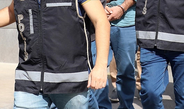İstanbul merkezli 6 ilde düzenlenen FETÖ operasyonunda 36 şüpheli yakalandı