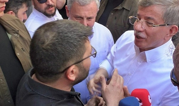 Malatya'da Ahmet Davutoğlu'na şok üstüne şok