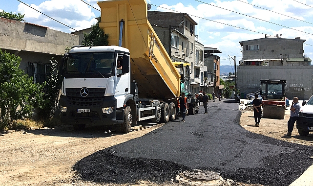 Osmangazi’den yoğun asfalt mesaisi