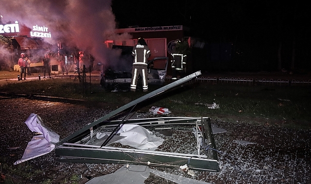 Bursa'da taklalar attıktan sonra yanan otomobildeki sürücü yaralandı