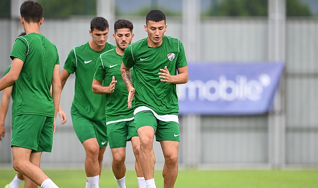 Bursaspor'da yeni sezon hazırlıkları yarın başlıyor
