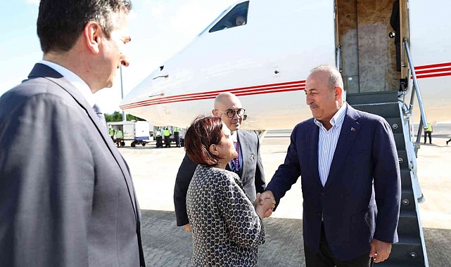 Dışişleri Bakanı Çavuşoğlu Endonezya'da