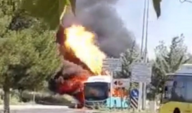 Diyarbakır'da belediye otobüsü alevlere teslim oldu, kısa sürede kül oldu
